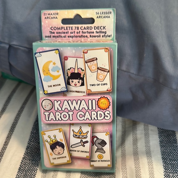 Kawaii Tarot Cards - Picture 1 of 3
